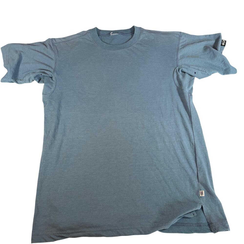 VTG Columbia Sportswear GRT mens blue vented T shirt. Size XL. outdoors athletic